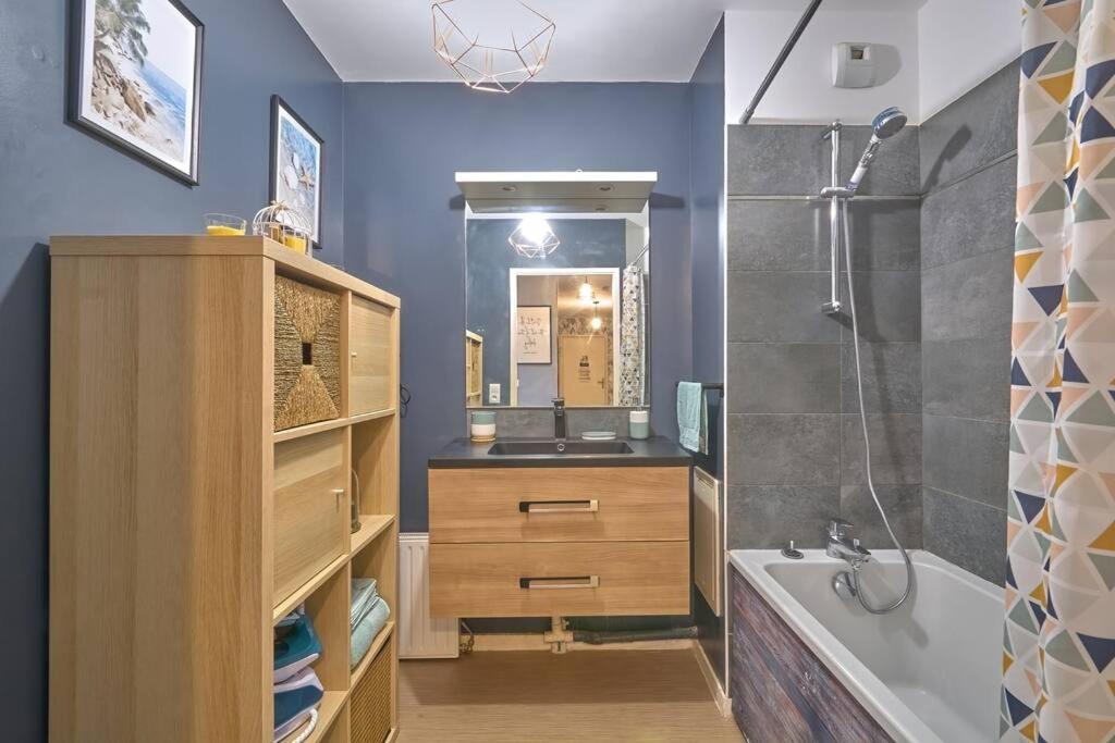 Appartement 4 Pieces - La Rose Des Yvelines - Classe 3 Etoiles ทรัปส์ ภายนอก รูปภาพ