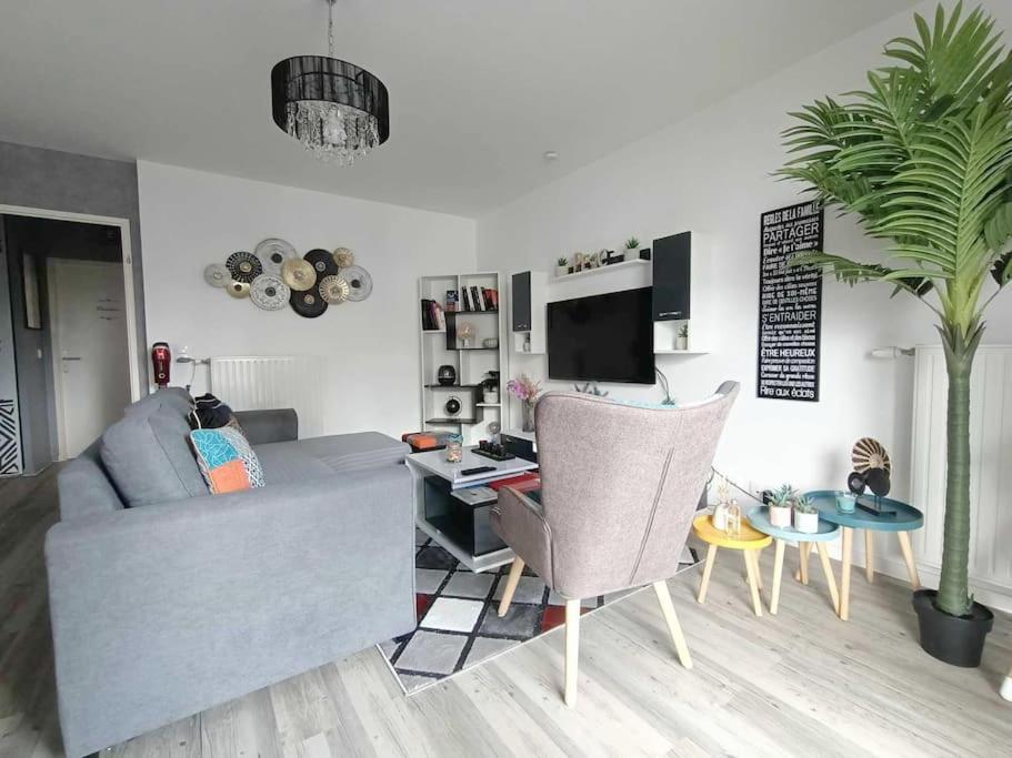 Appartement 4 Pieces - La Rose Des Yvelines - Classe 3 Etoiles ทรัปส์ ภายนอก รูปภาพ